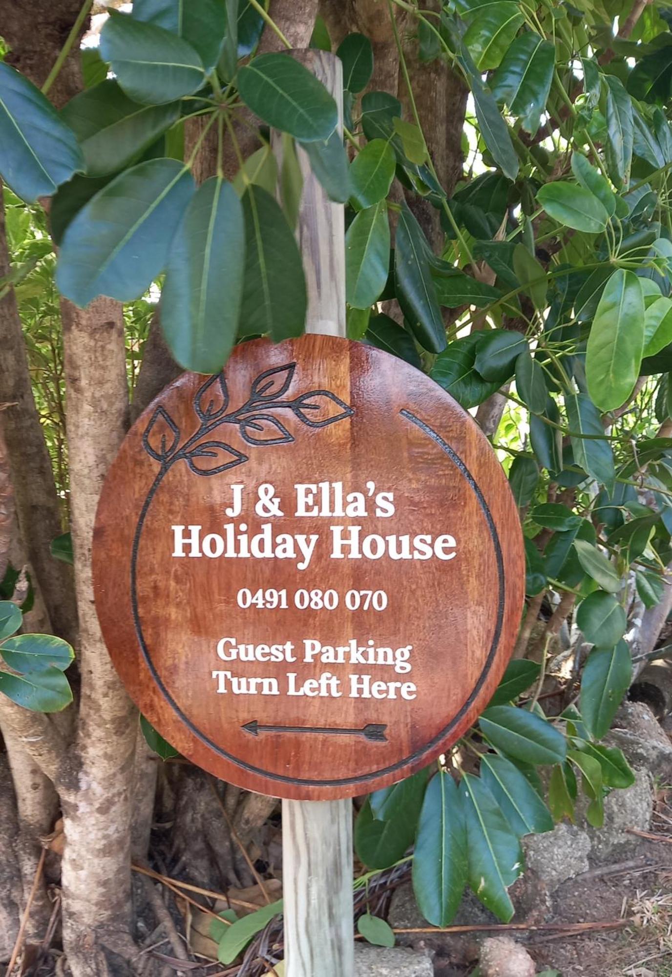 J & Ella'S Holiday House - 1 Bedroom, 1 Bathroom Home 쿡타운 외부 사진